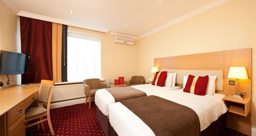 The White Horse Hotel Hertingfordbury Luaran gambar